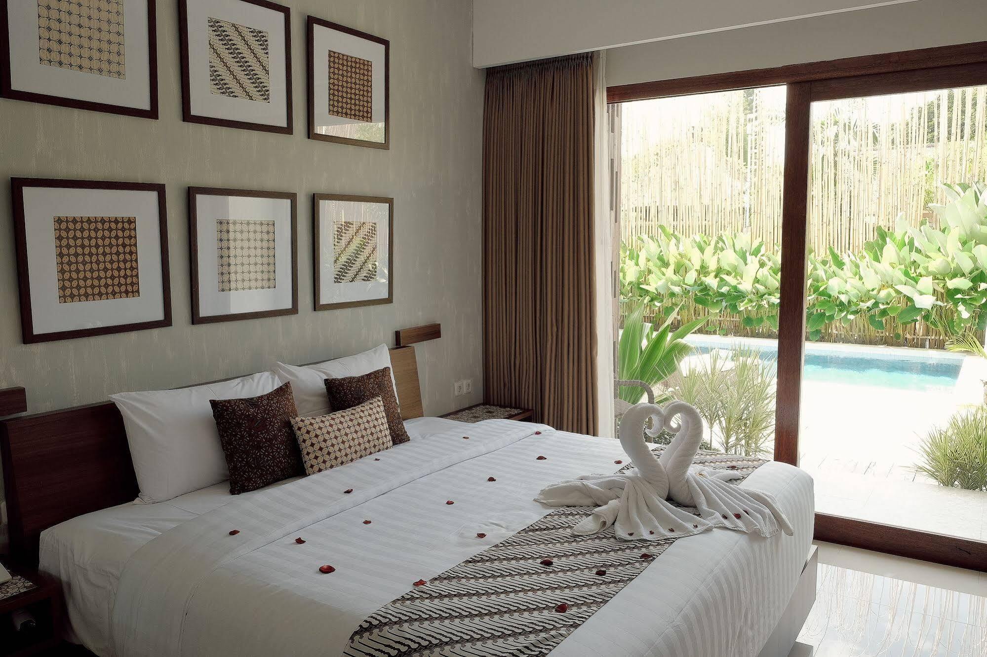 Cove Tevana Seminyak  Luaran gambar