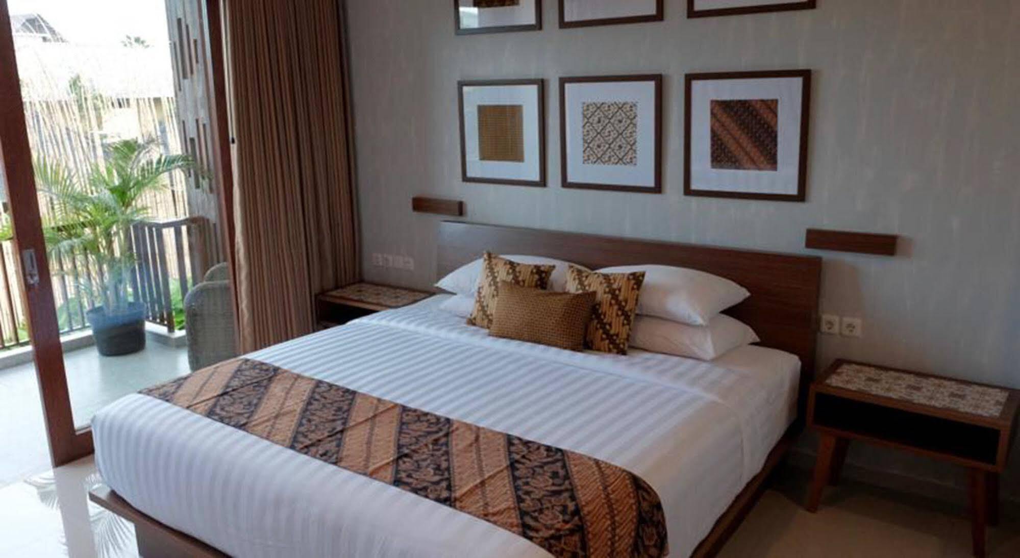 Cove Tevana Seminyak  Luaran gambar